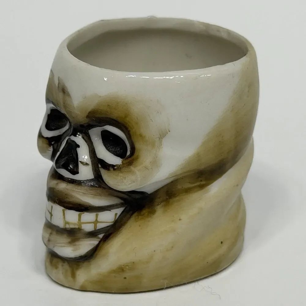 Unbranded vintage porcelain